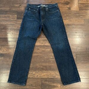 L.L. Bean Mens Standard Fit Blue Jeans 33x29 298653 100% cotton.